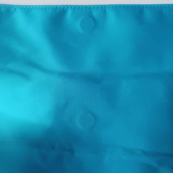 Thermal Make Up Bag Uriage Eau Thermale - Picture 3 of 8